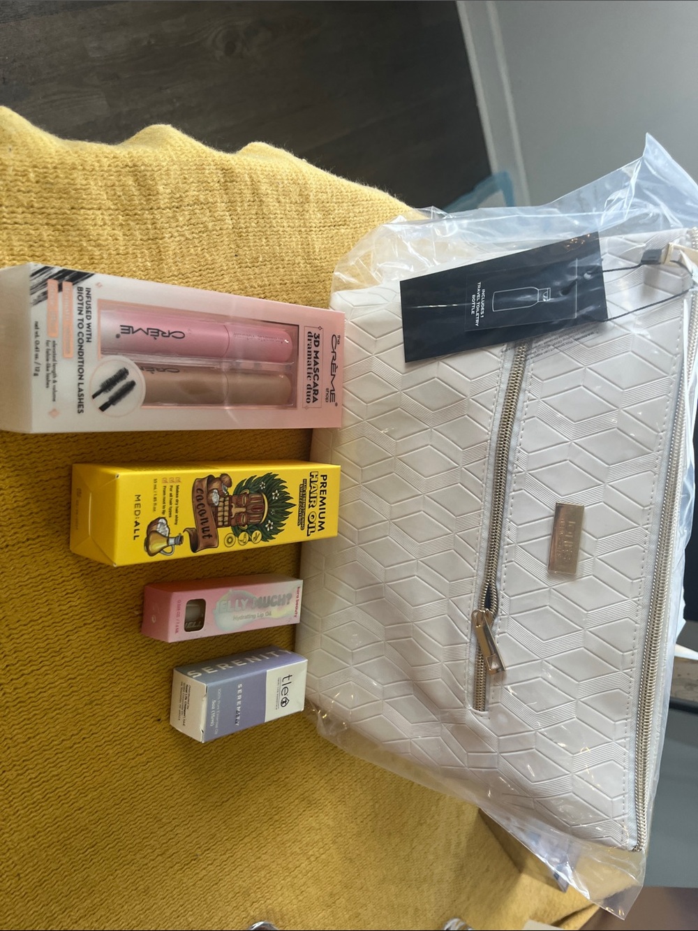 Travel Bundle. Jones NY make up Bag  plus 4 beauty products